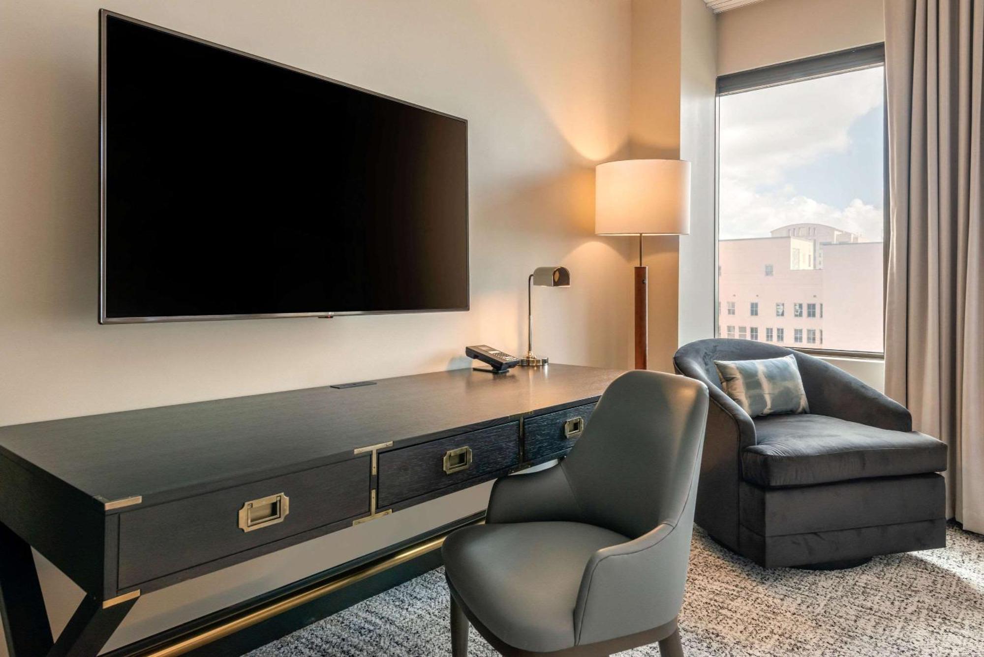 Queen Room with Two Queen Beds and City View - Disability Access/Non-Smoking