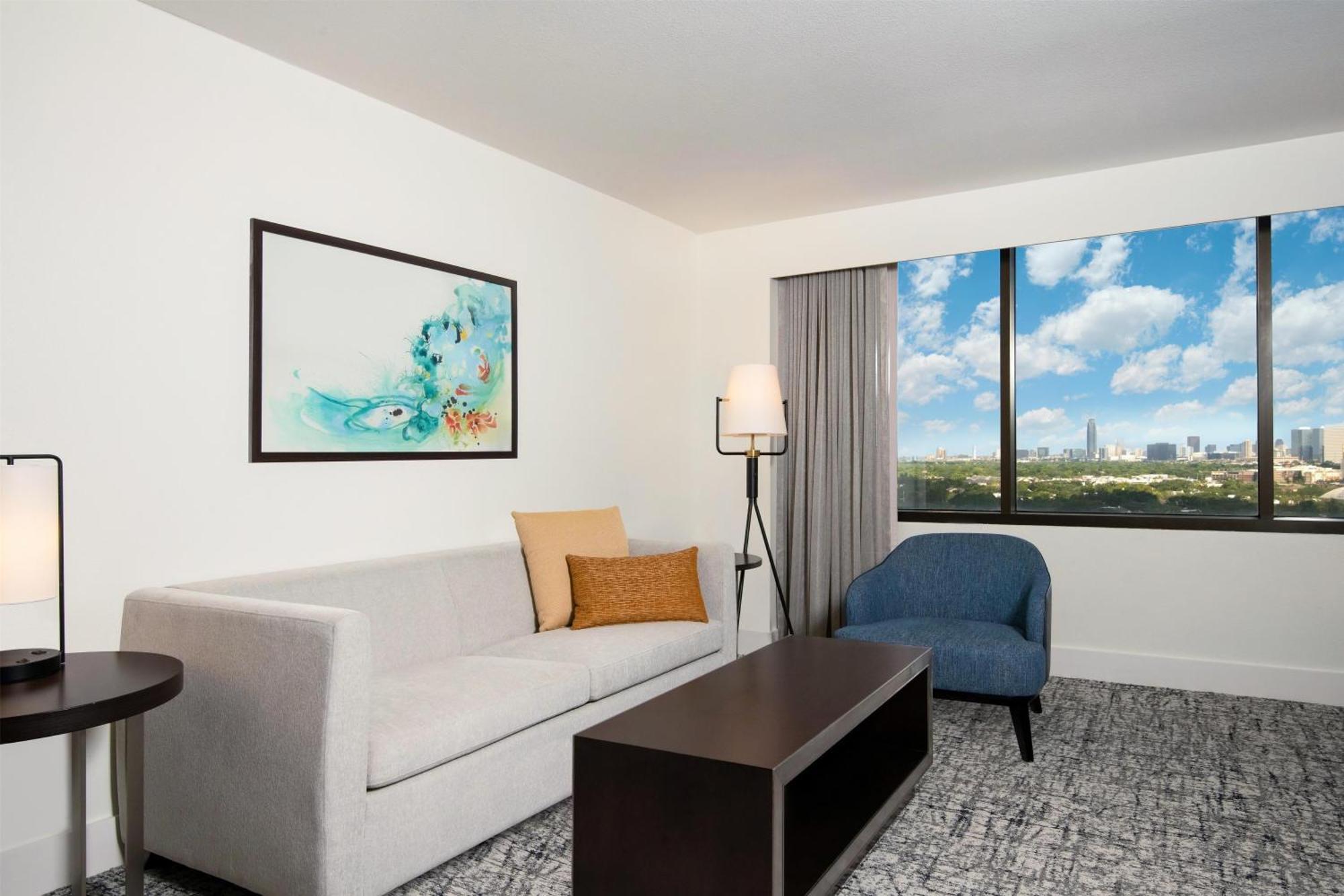 One-Bedroom King Suite