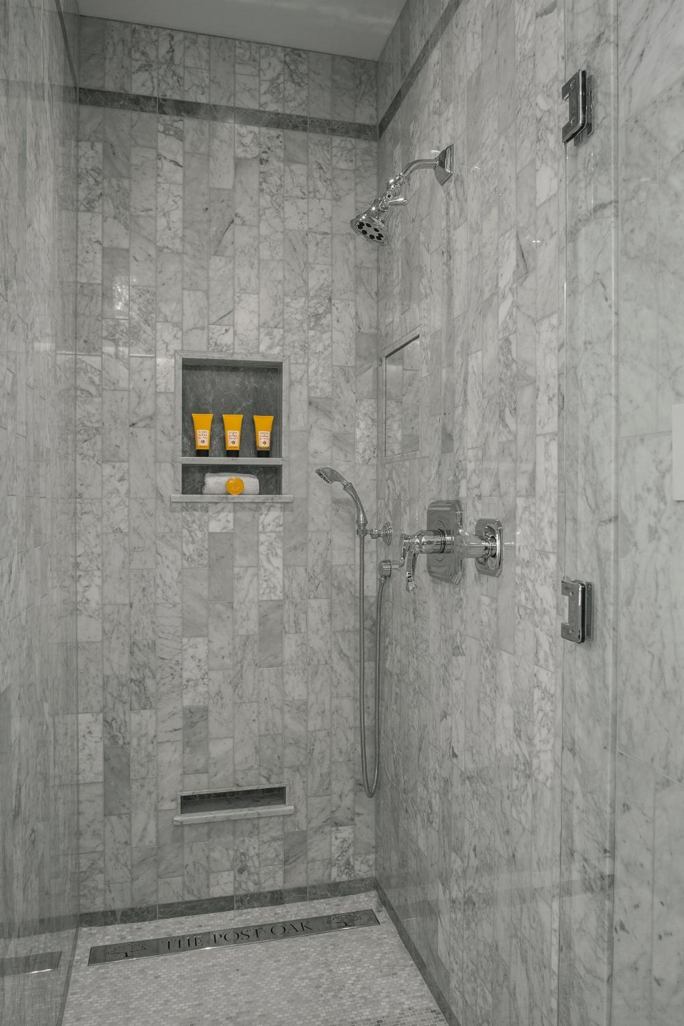 Concierge Double,662300430:JPEG