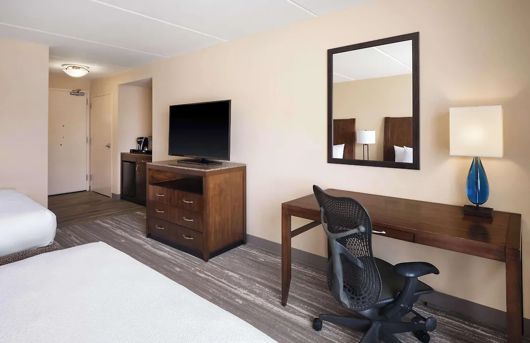 Hilton Garden Inn Houston/Bush Intercontinental Airport-1