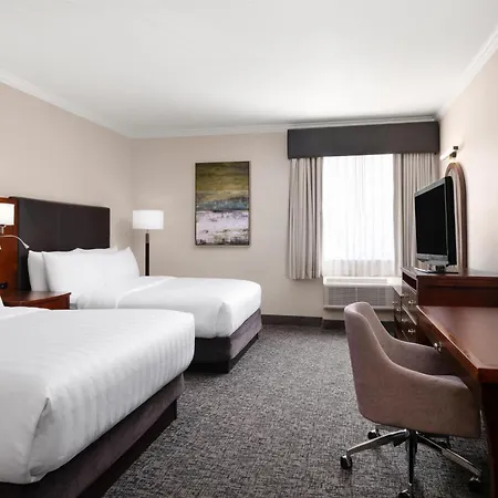 Best Western Plus Downtown Inn & Suites-3