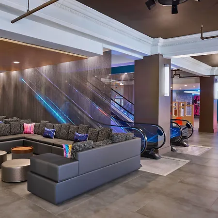 Aloft By Marriott Houston Downtown-3